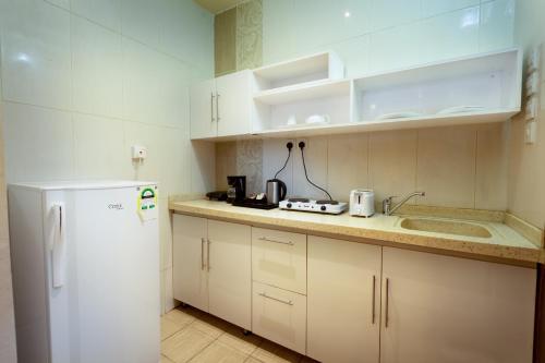 gardens view aparthotel