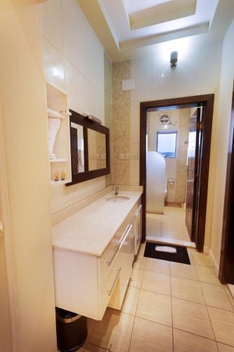 gardens view aparthotel