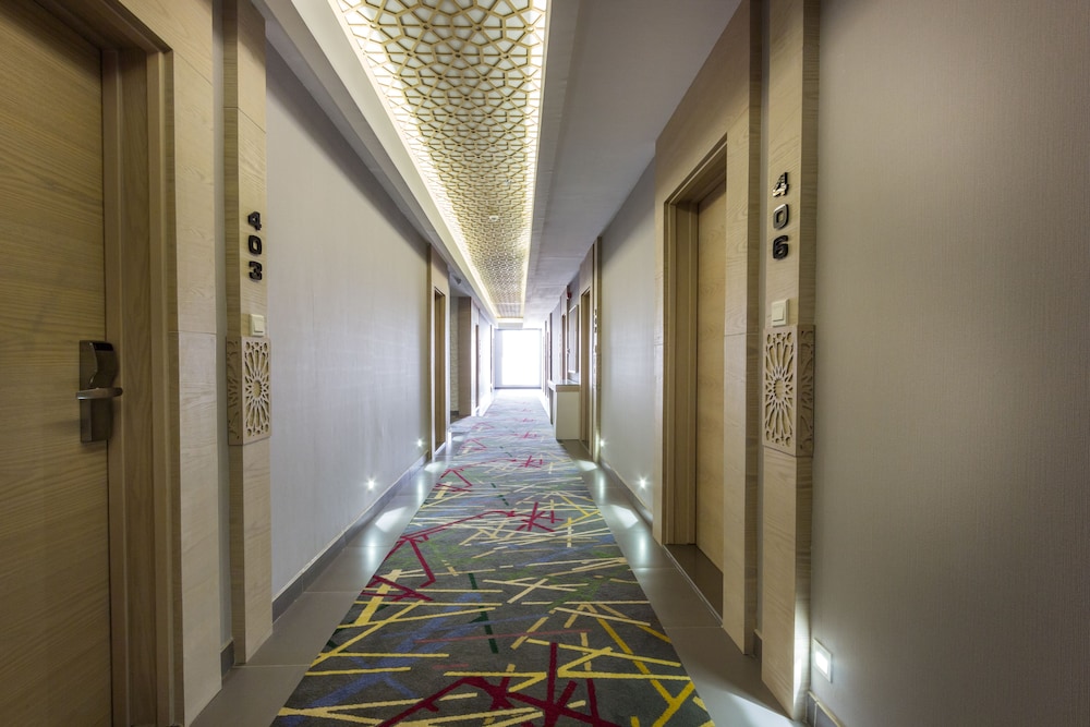 ewaa express hotel al hamra