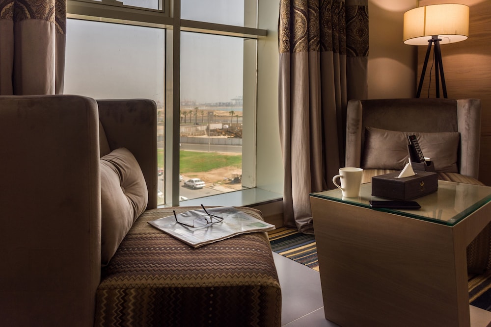 ewaa express hotel al hamra
