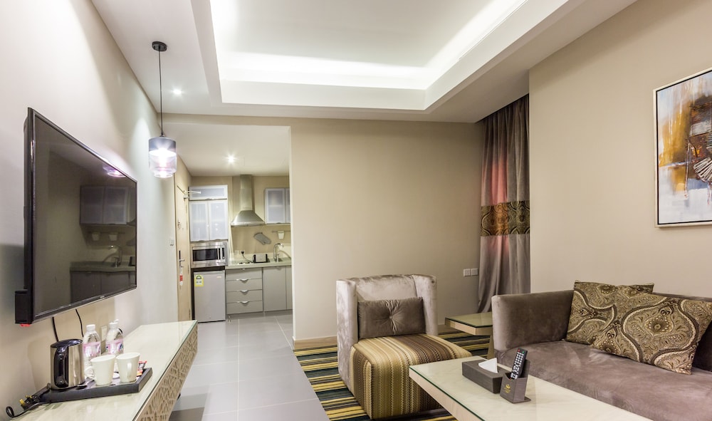 ewaa express hotel al hamra