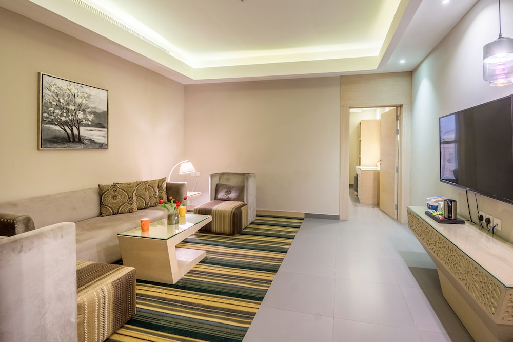 ewaa express hotel al hamra