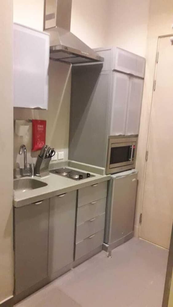 ewaa express hotel al hamra