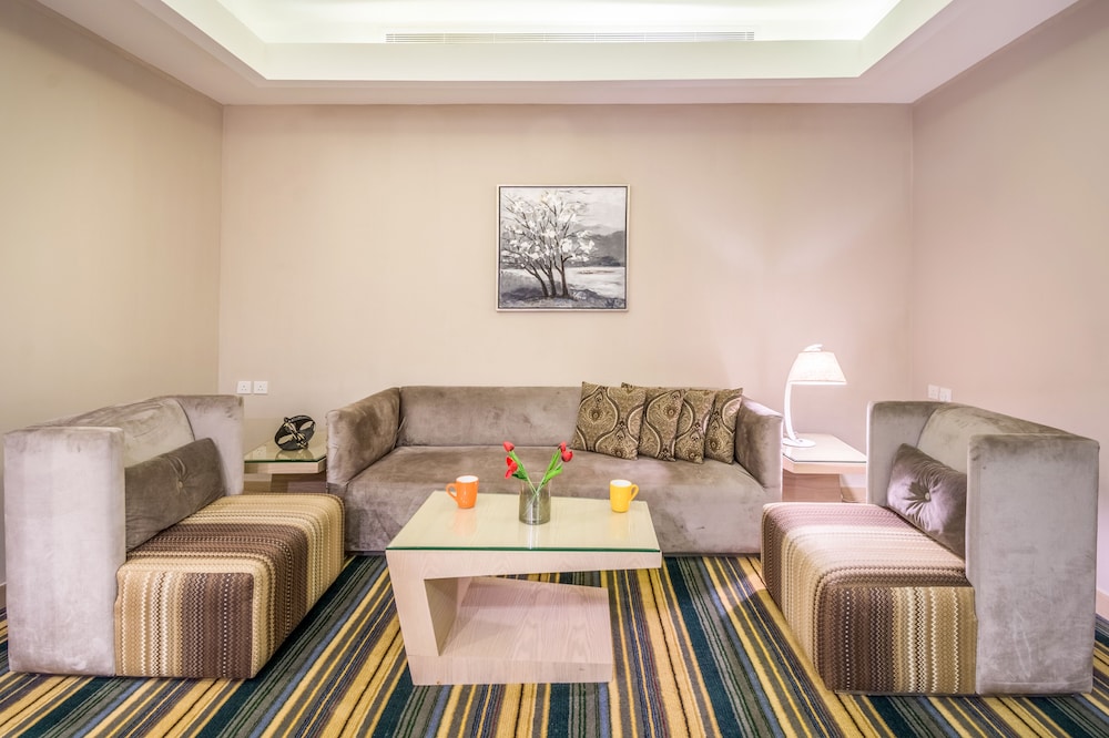 ewaa express hotel al hamra