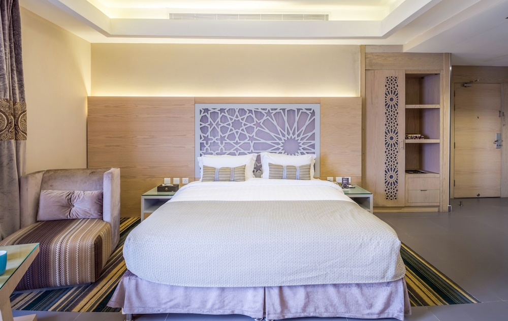 ewaa express hotel al hamra