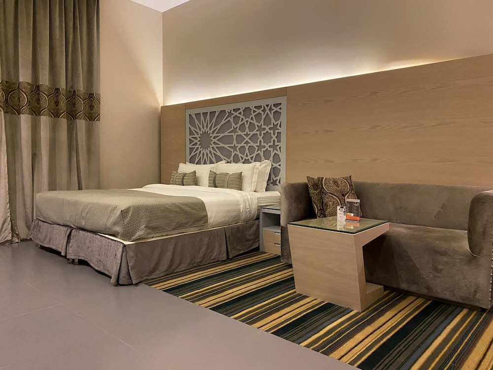 ewaa express hotel al hamra