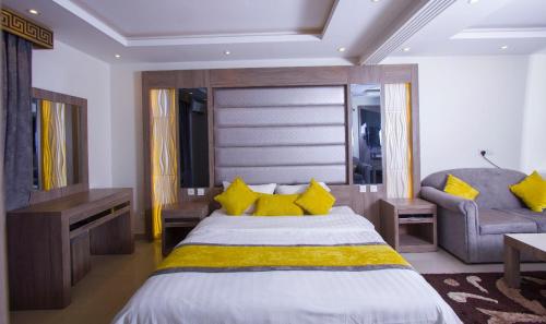 al makan 107 hotel by al azmy