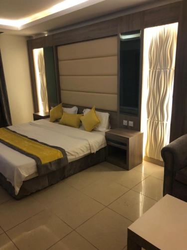 al makan 107 hotel by al azmy