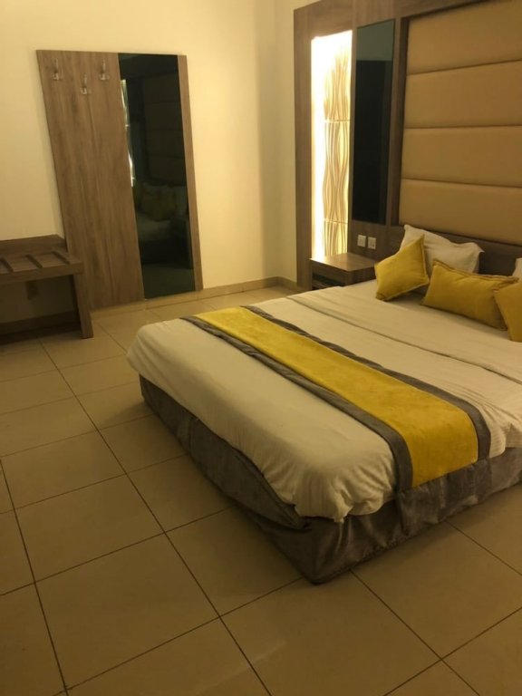 al makan 107 hotel by al azmy