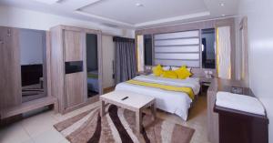 al makan 107 hotel by al azmy