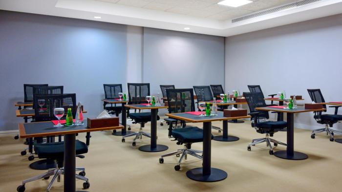 m hotel al dana makkah by millennium