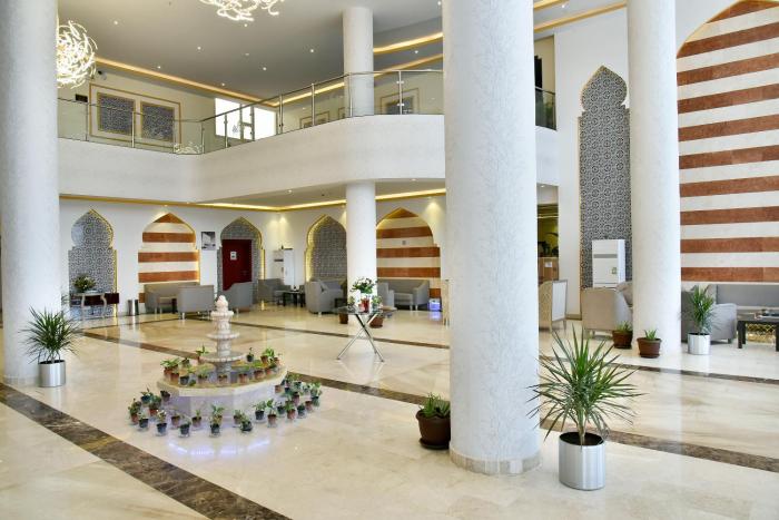 golden dune hotel turaif