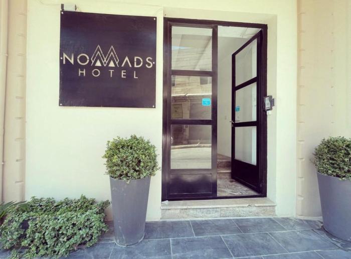 nomads hotel hostel