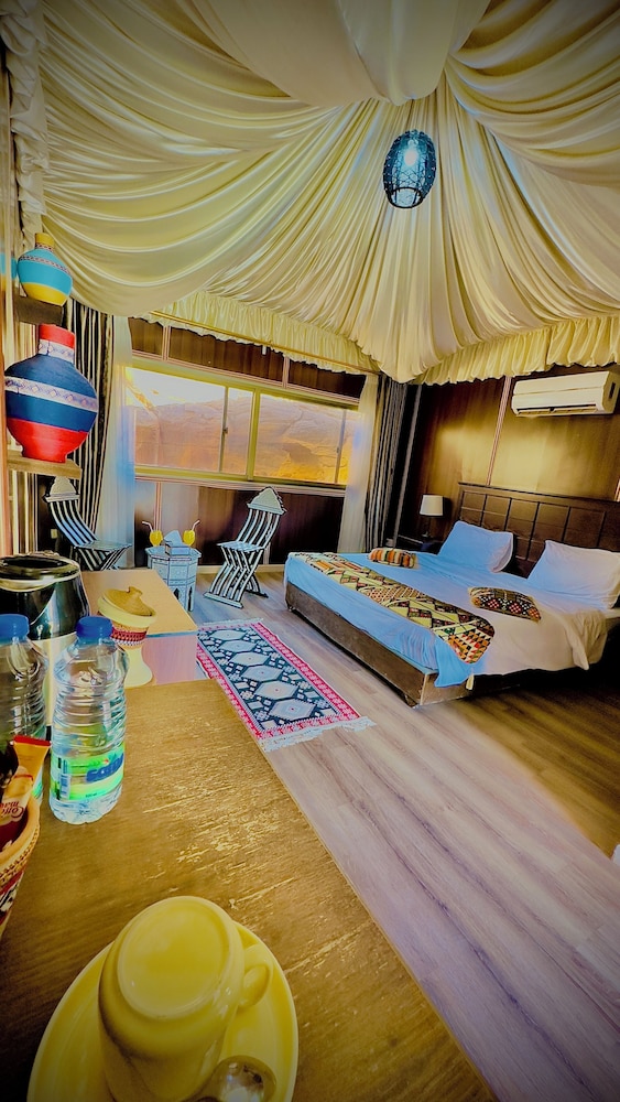 mazayen rum camp