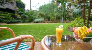 mimosa court apartments