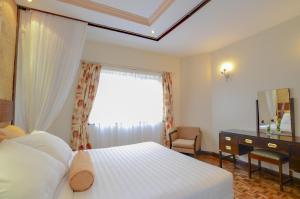 mimosa court apartments