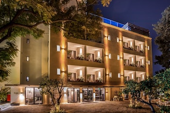 Lear Sense - Experience Luxury Hotel,Central>>Gedera,3 star