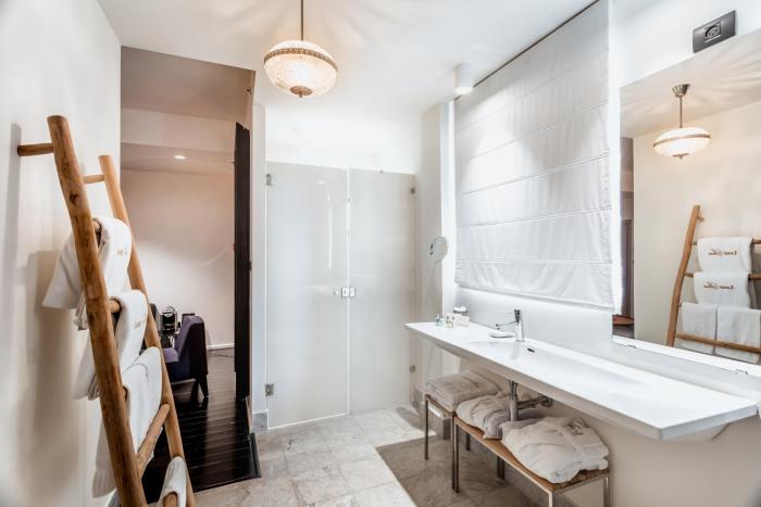 lear sense experience luxury hotel