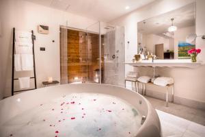 lear sense experience luxury hotel