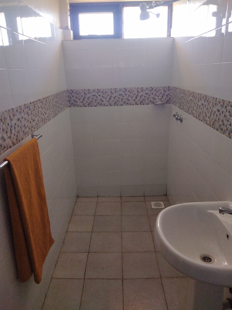 isiolo transit hotel