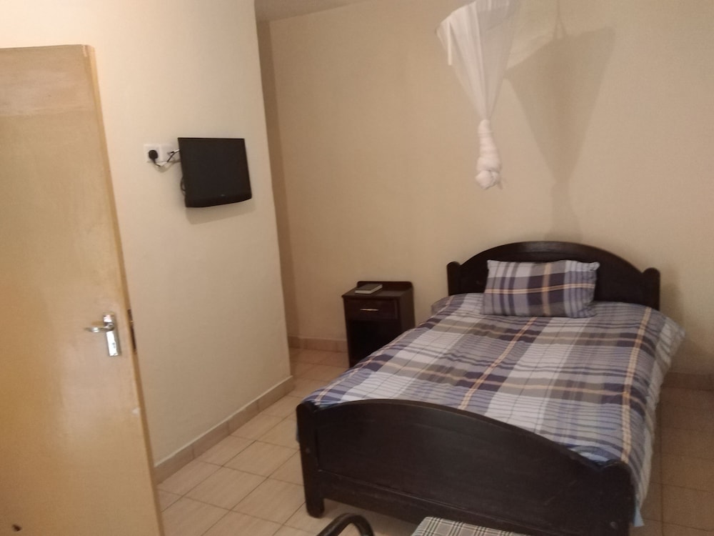 isiolo transit hotel