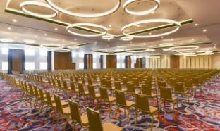 fraser suites muscat