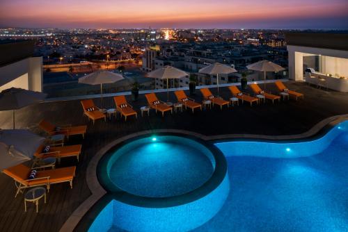 fraser suites muscat
