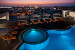 fraser suites muscat