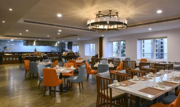 fraser suites muscat