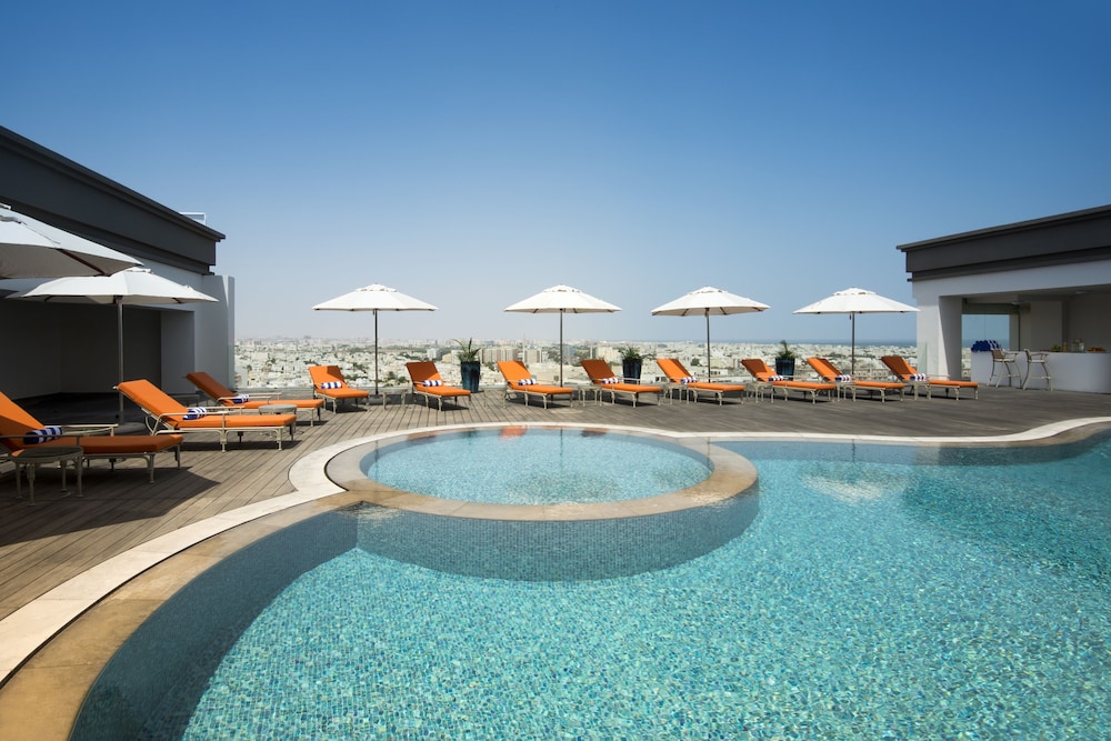 fraser suites muscat