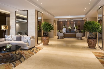 fraser suites muscat