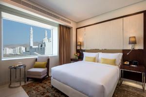 fraser suites muscat