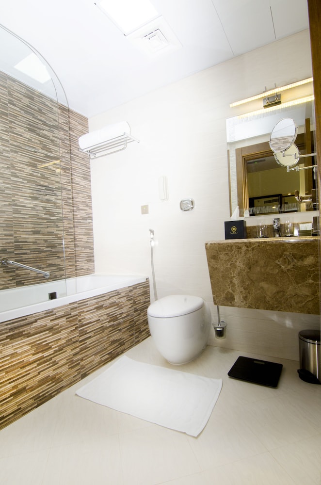 al murooj grand hotel