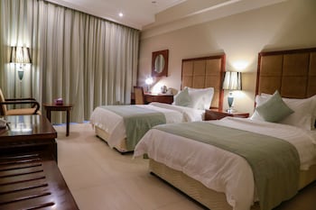 muscat inn hotel