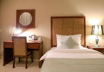muscat inn hotel