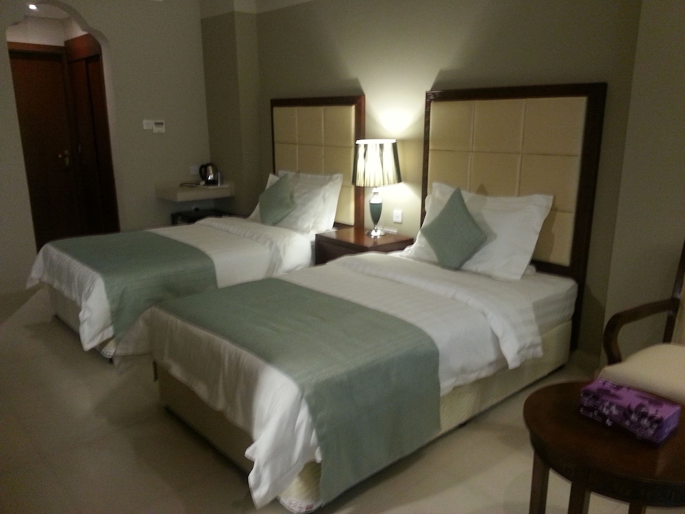 muscat inn hotel