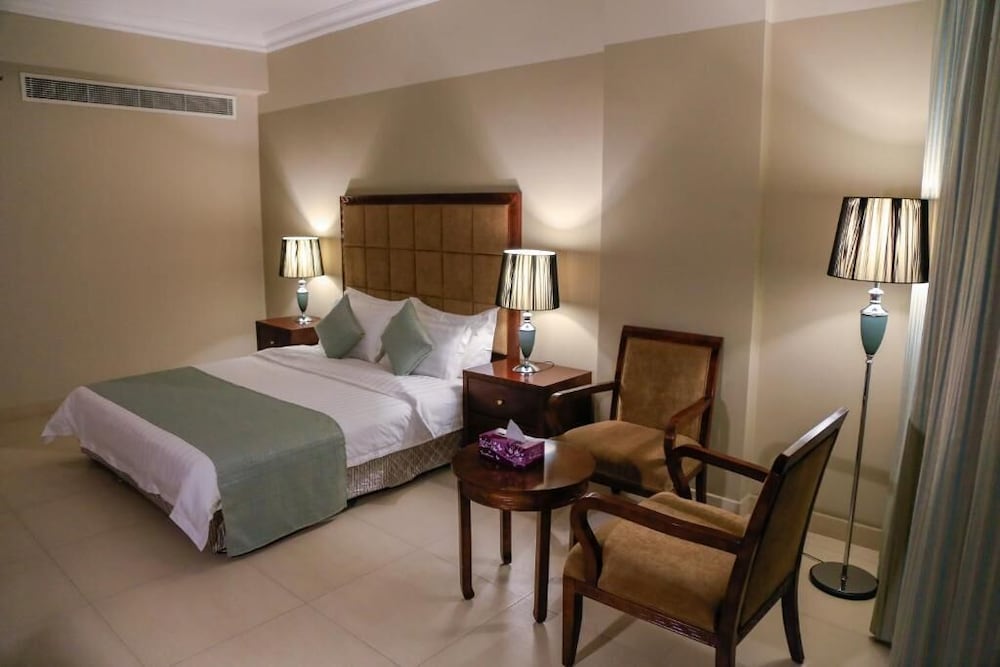 muscat inn hotel