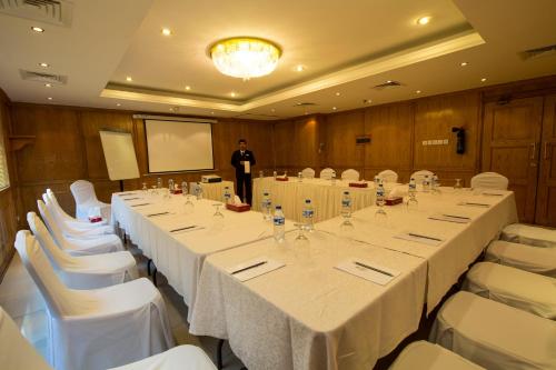 j5 hotels bur dubai
