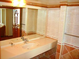 kuwait palace hotel apartments