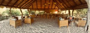 Leopard Plains,Motopi>>Maun,4 star