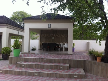 maun