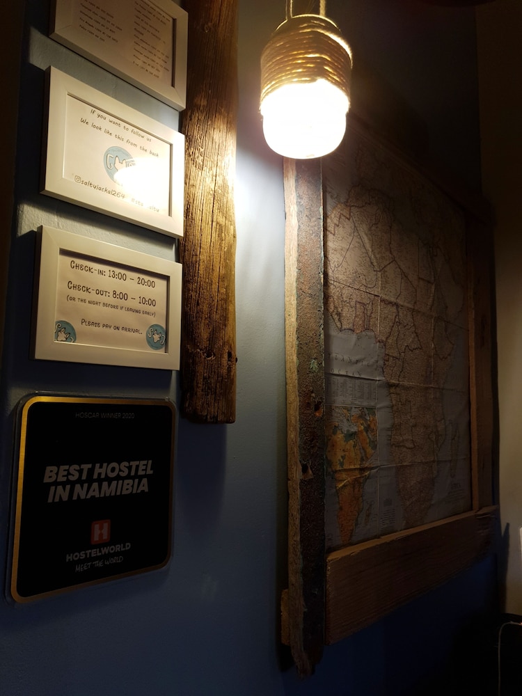 salty jackal backpackers and surf camp