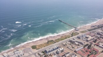salty jackal backpackers and surf camp