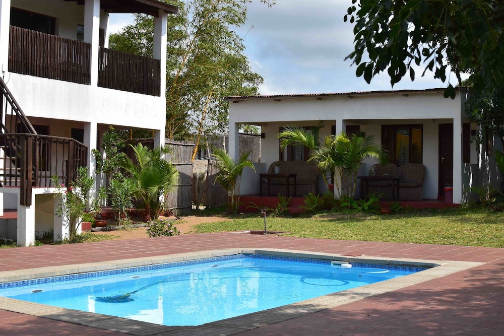 gamboozini lodge
