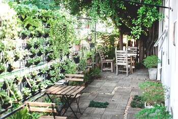 hug inn phrae