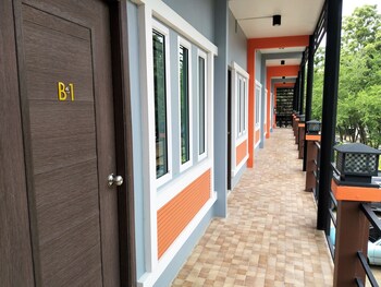 rossarin garden resort 2