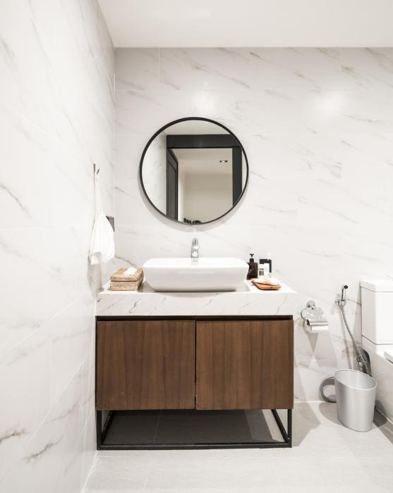 warm window silom hostel