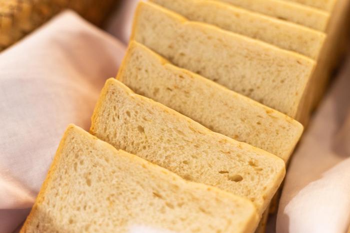 warm window silom hostel