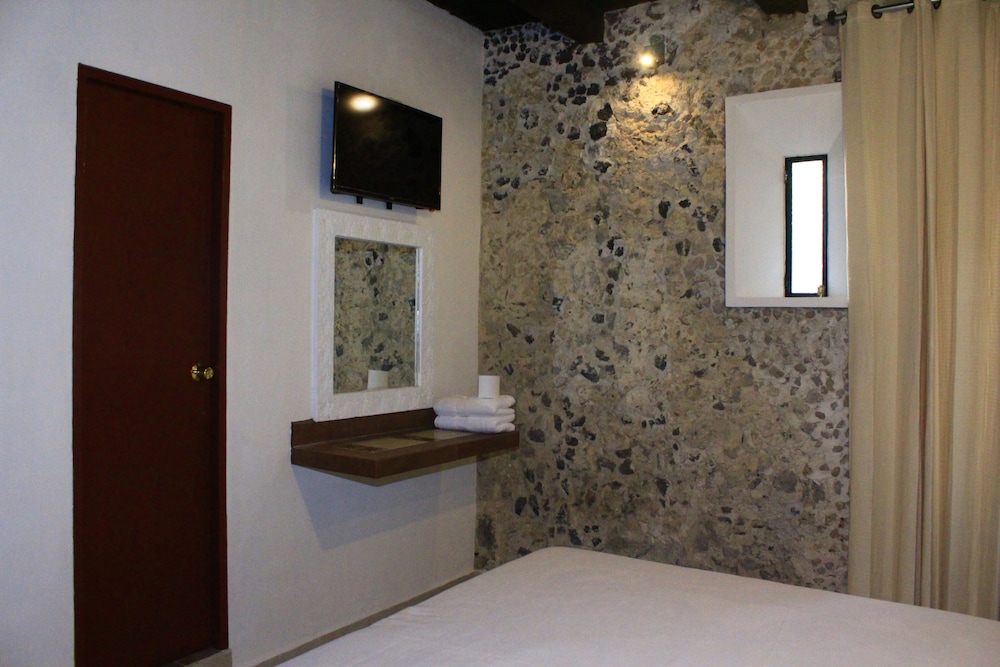 hotel atzalan