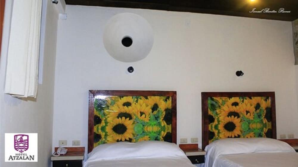 hotel atzalan